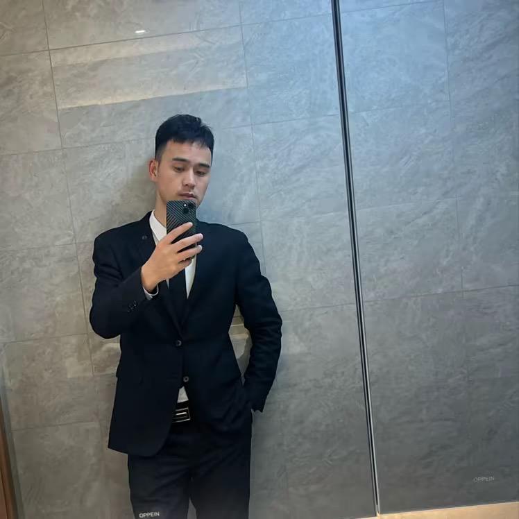 开发商•荷月伴塘曹炎