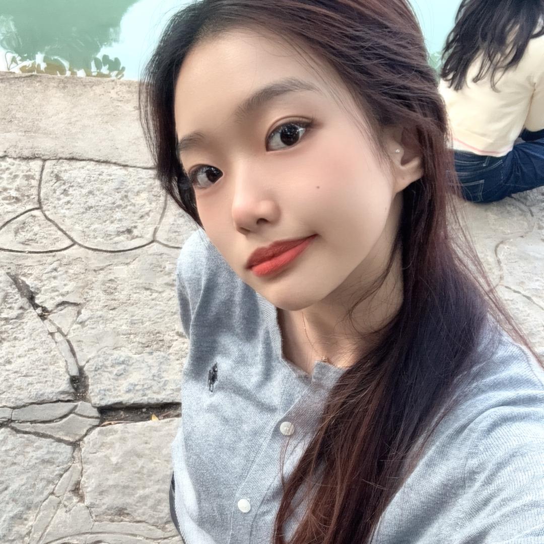 梁黑黑大美女