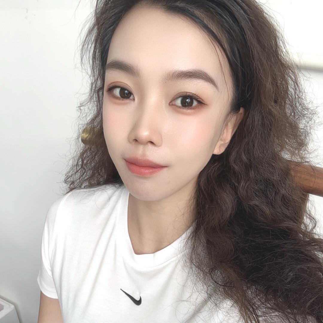 爱优曼服饰