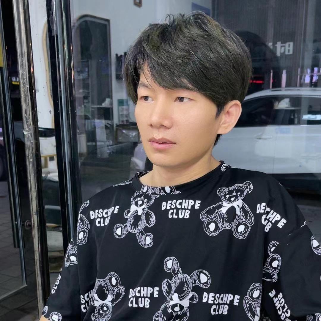 荆门减龄烫发设计（长期收长头发）