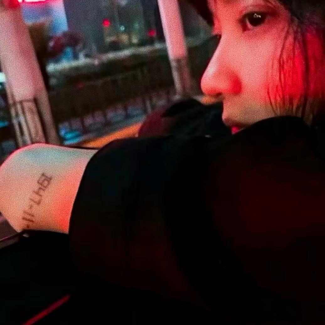 ㅤㅤ ￰ㅤ ㅤㅤ王三岁