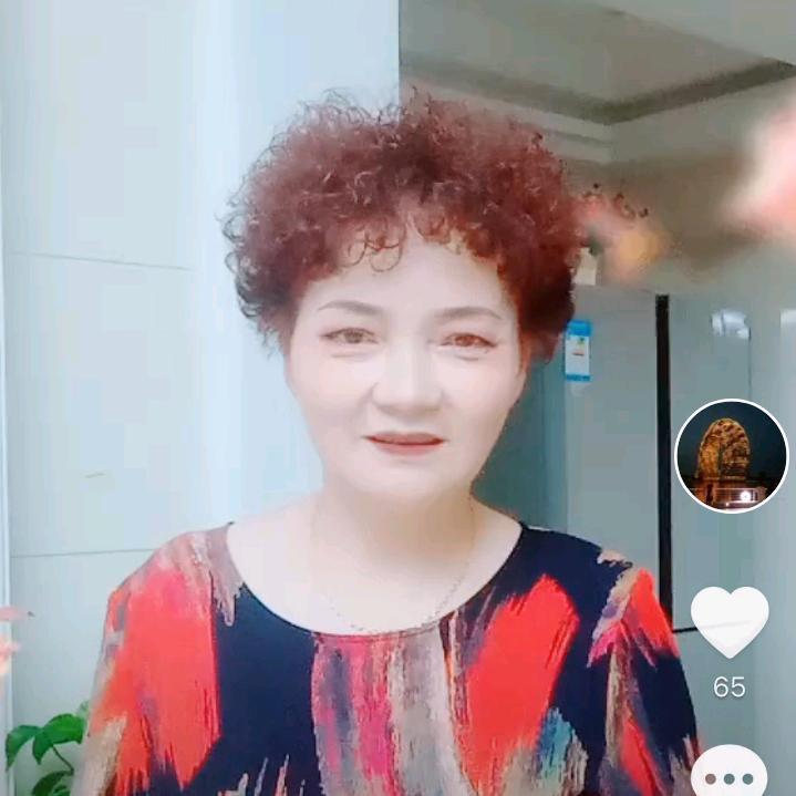 掌英