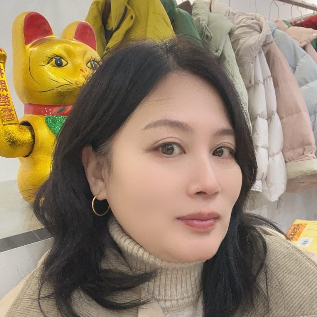 红樱女装集合店（护国村委对面）