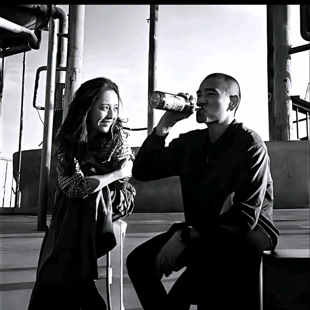 爱喝维C 的肥肥