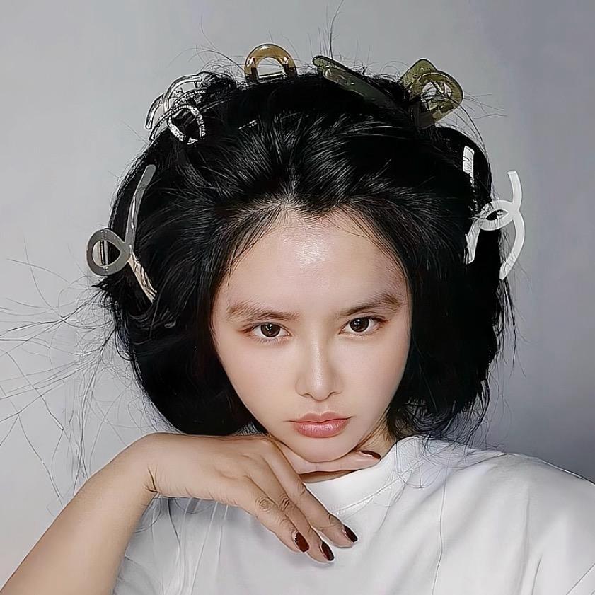 @黄溪悦