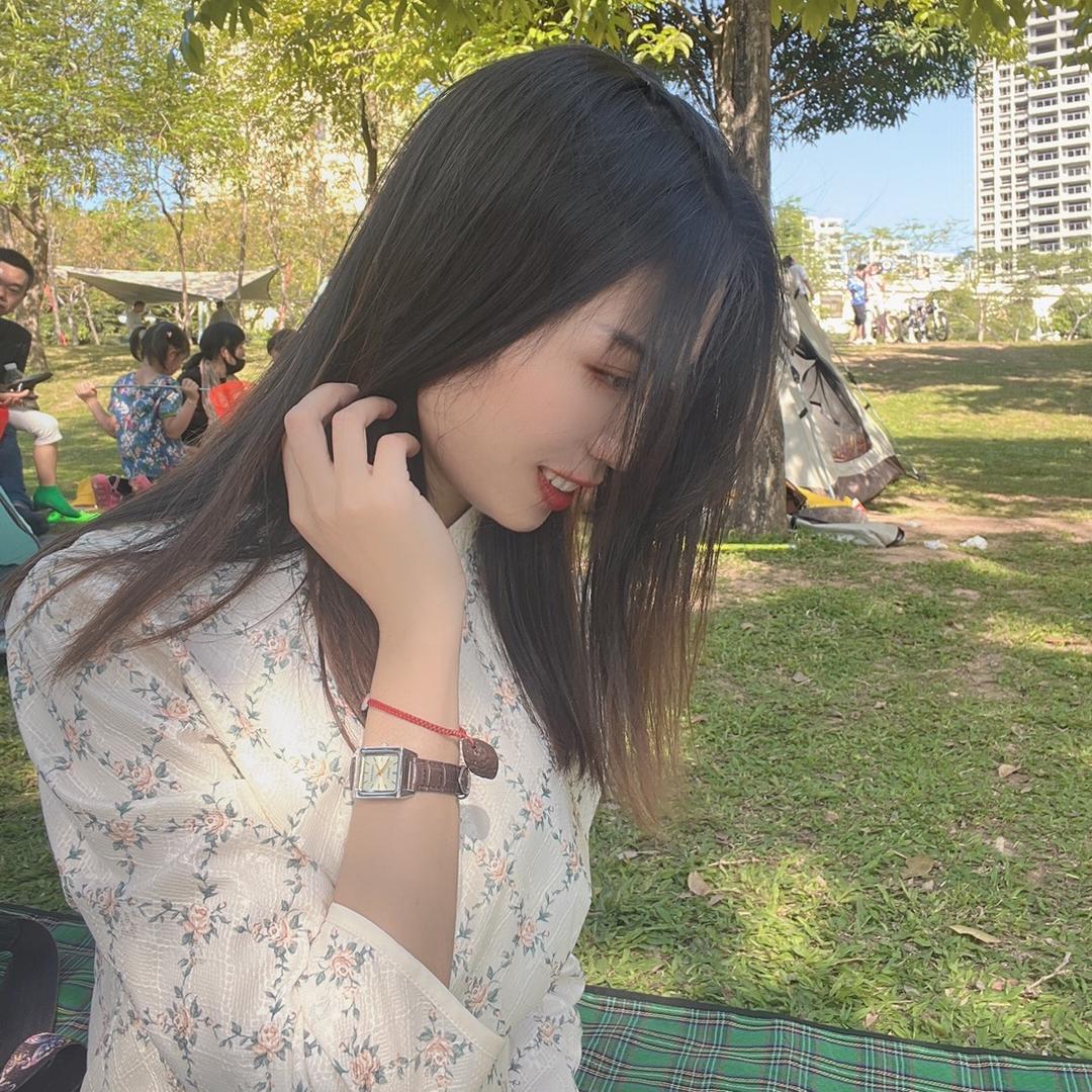 一只不羁的挖掘机