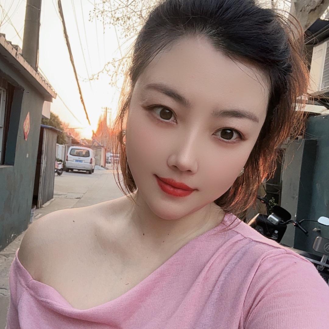 俏俏