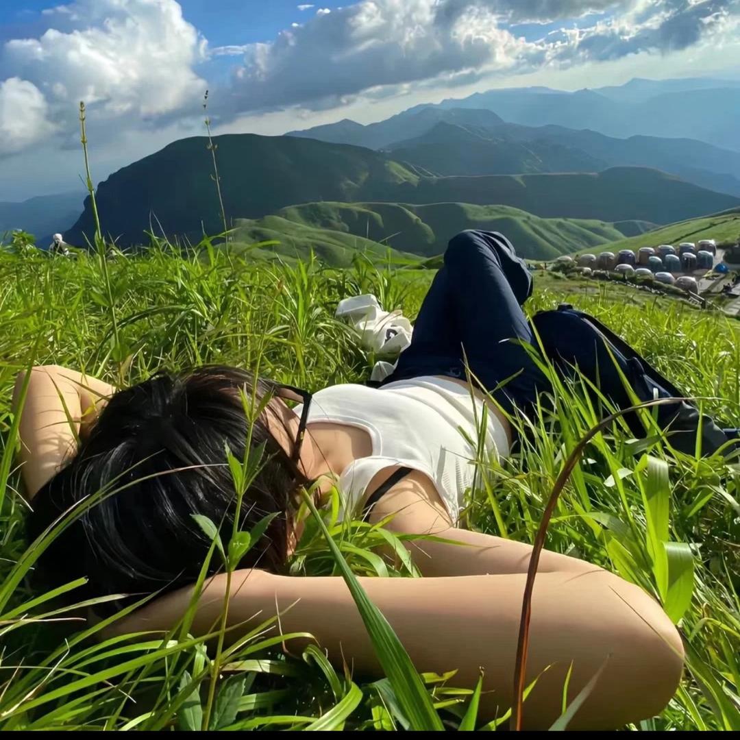 早川奈鹤子
