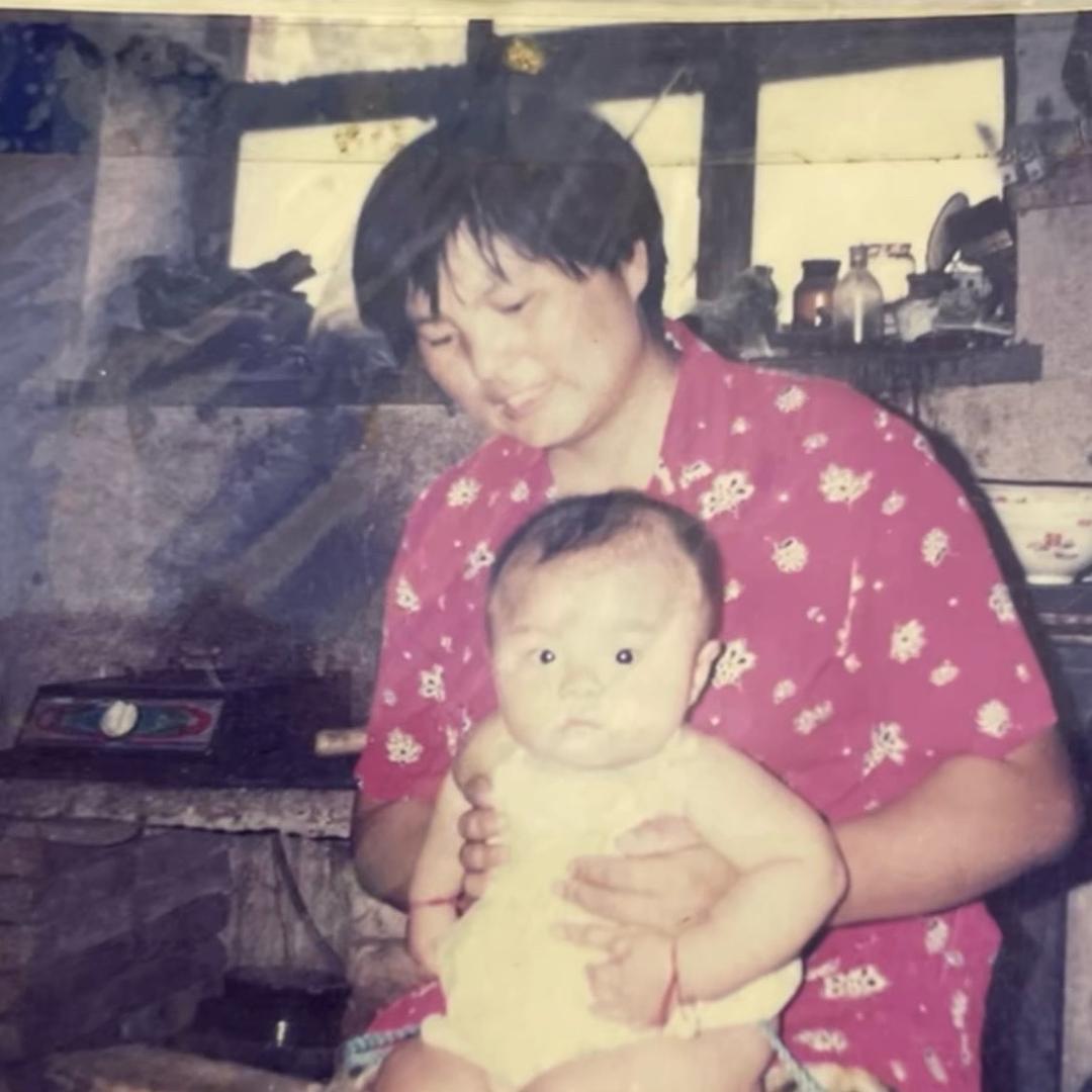 弹唱为妈妈换心脏的少年