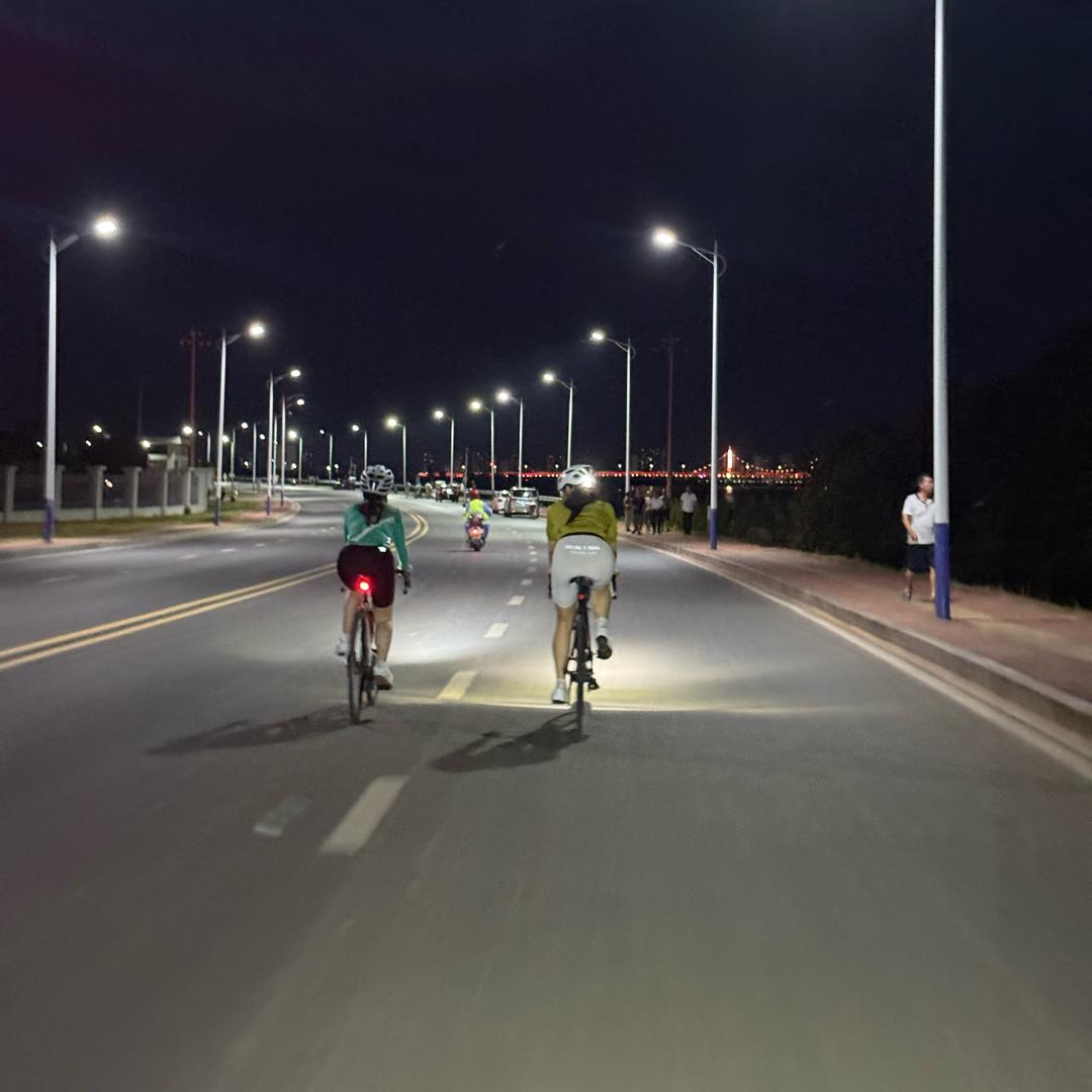 死腿，快点蹬🚵🏼‍♀️