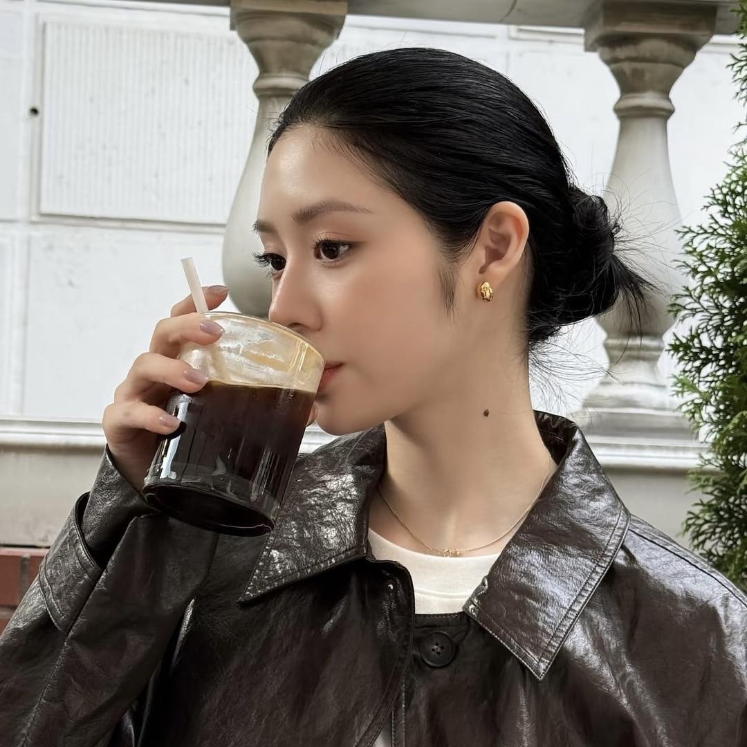 枣庄市中区慢茶女装店