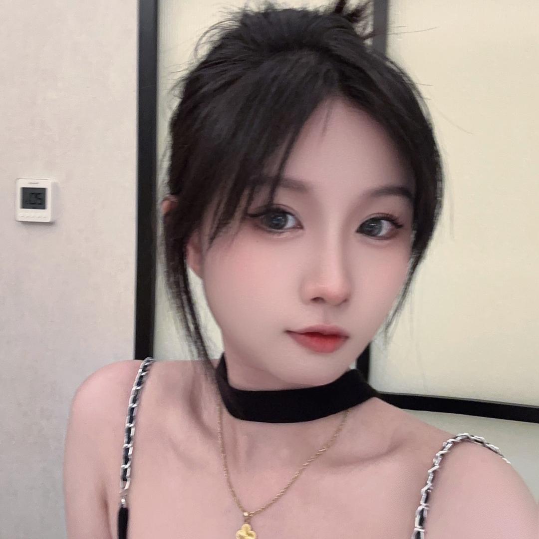 佳佳很爱吃