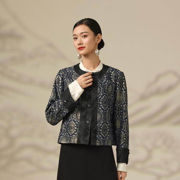 响隐香云纱丝绸西关大街芸芸