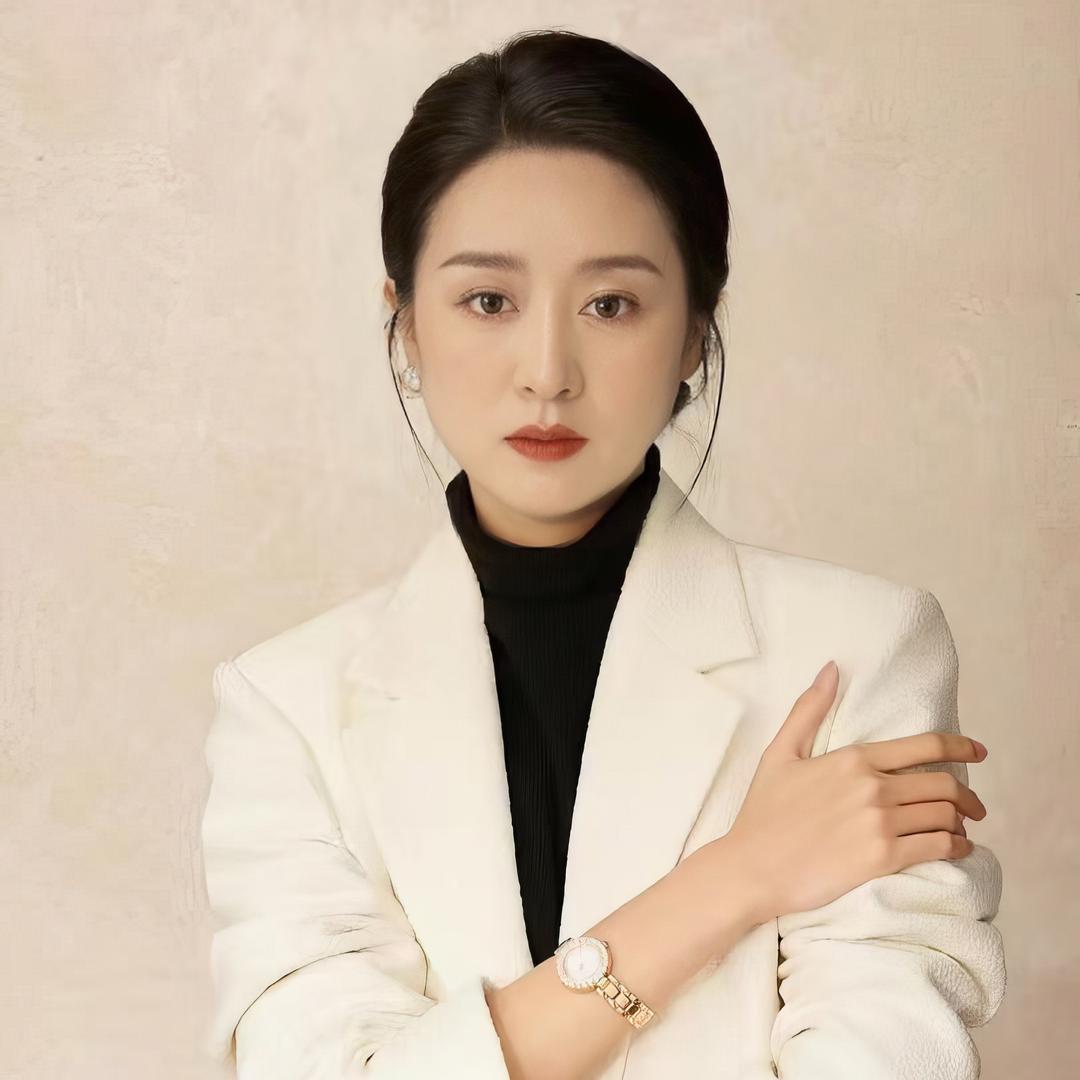 她雅美学·齐涩佳纹眉