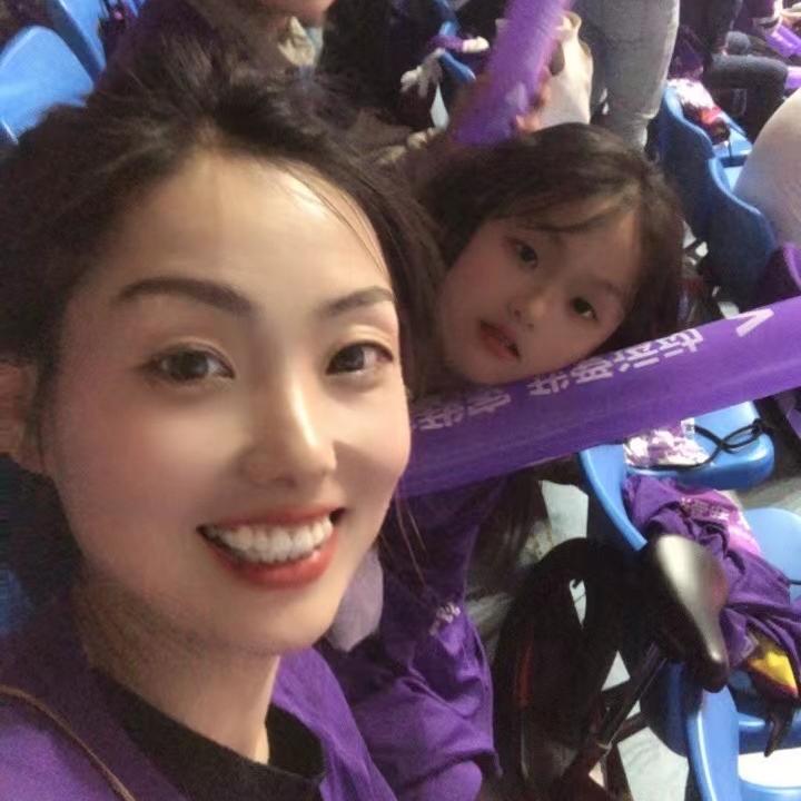 Bunny Zhao赵白妮女装店