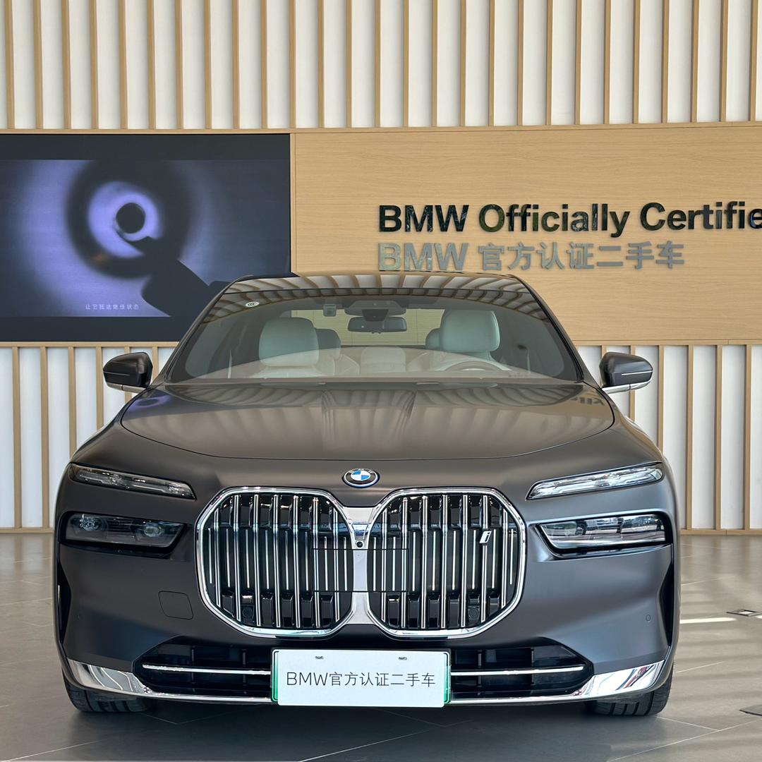 润华二手车-菏泽宝马张孝哲