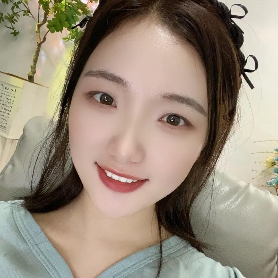 笑笑呀