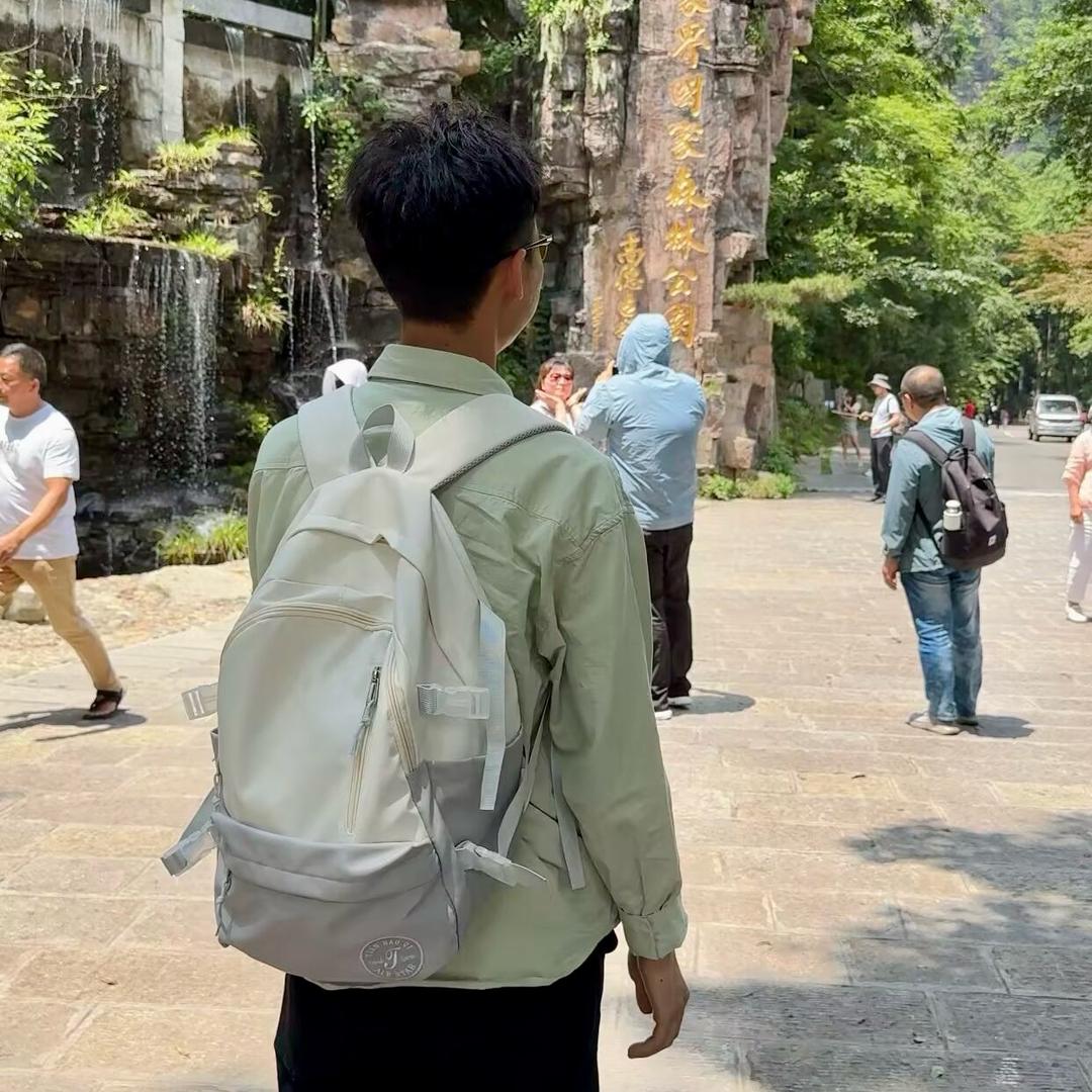 @重庆导游-阿敏