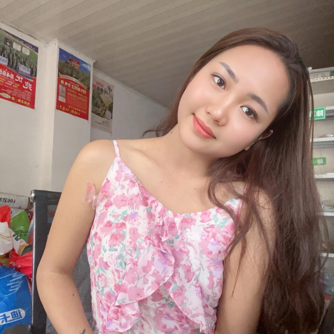 周女士