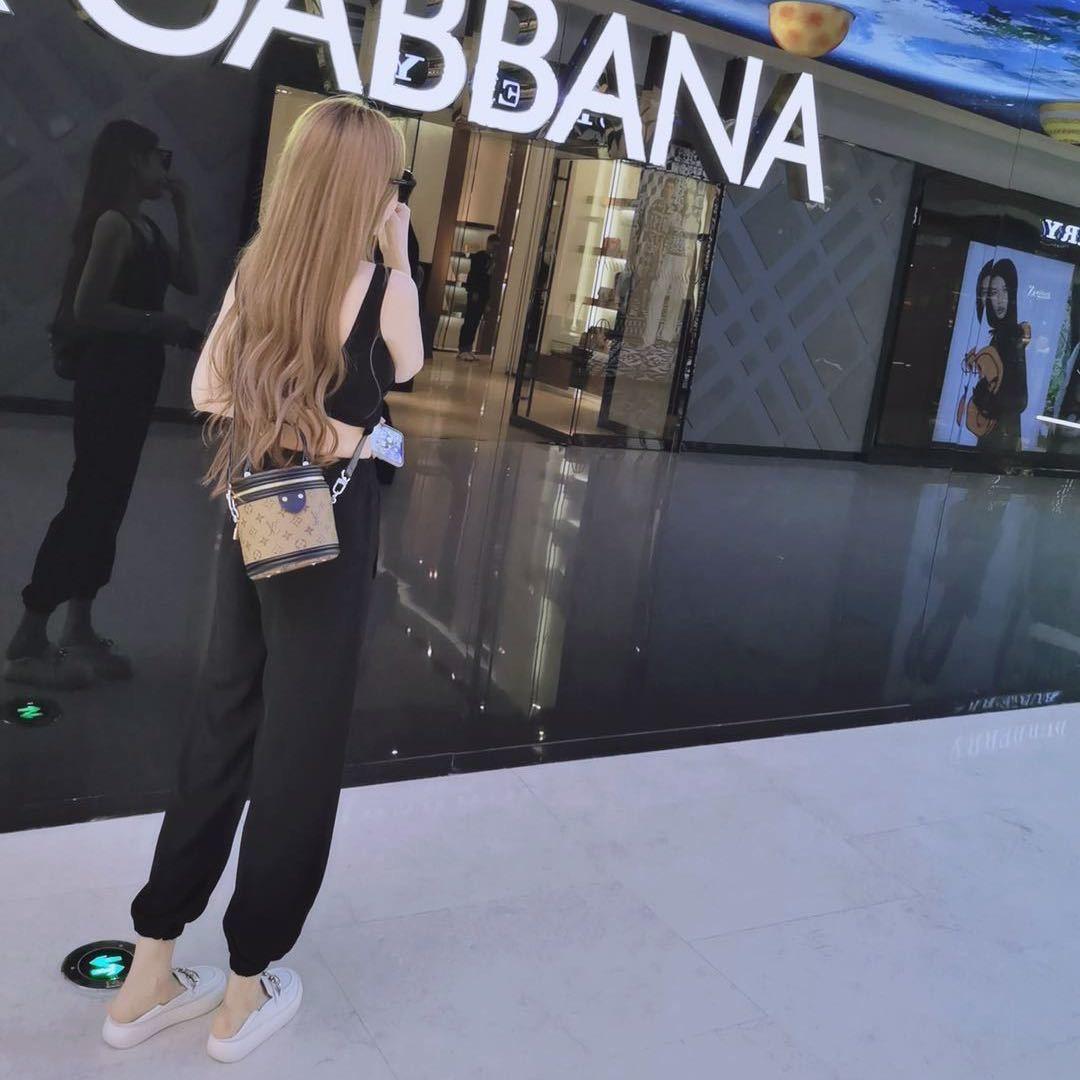 @萌萌萌萌萌萌萌◻️