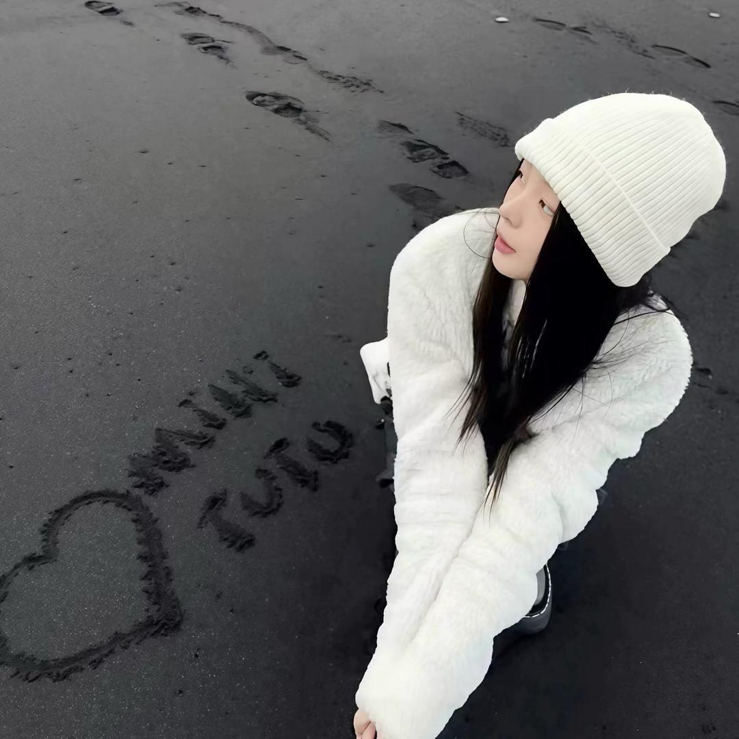 社旗囍时化妆师-欢欢