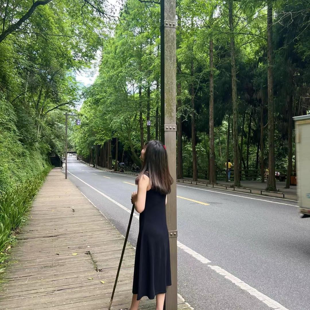 (独版女装    走街串巷)李琳