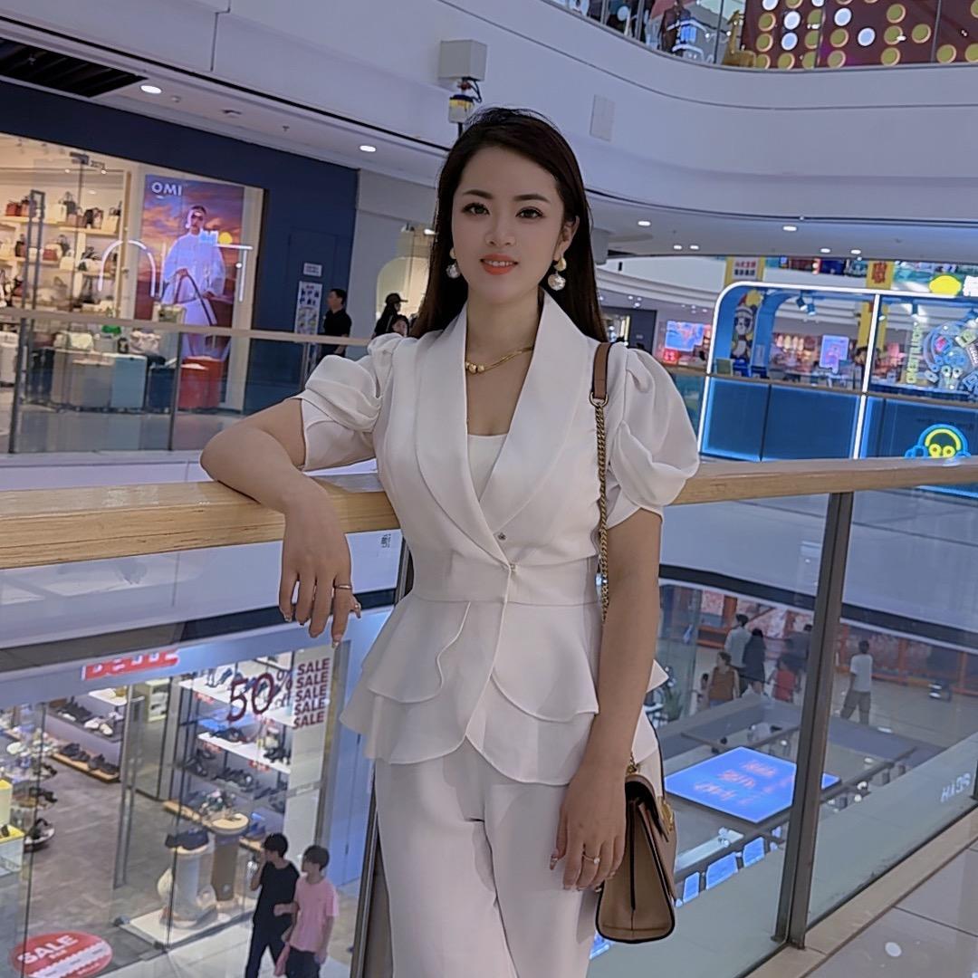 离了带女儿
