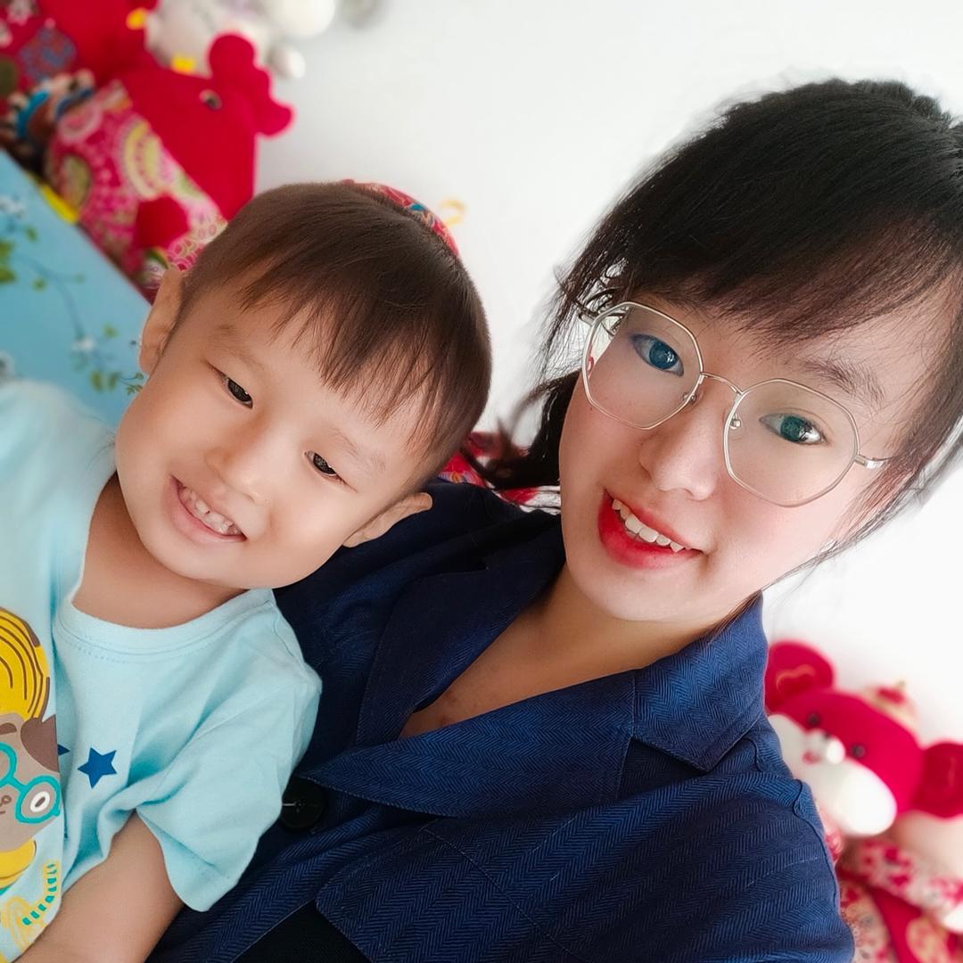 下一秒笑靥如花✔