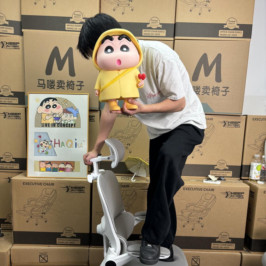 小马喽卖椅子