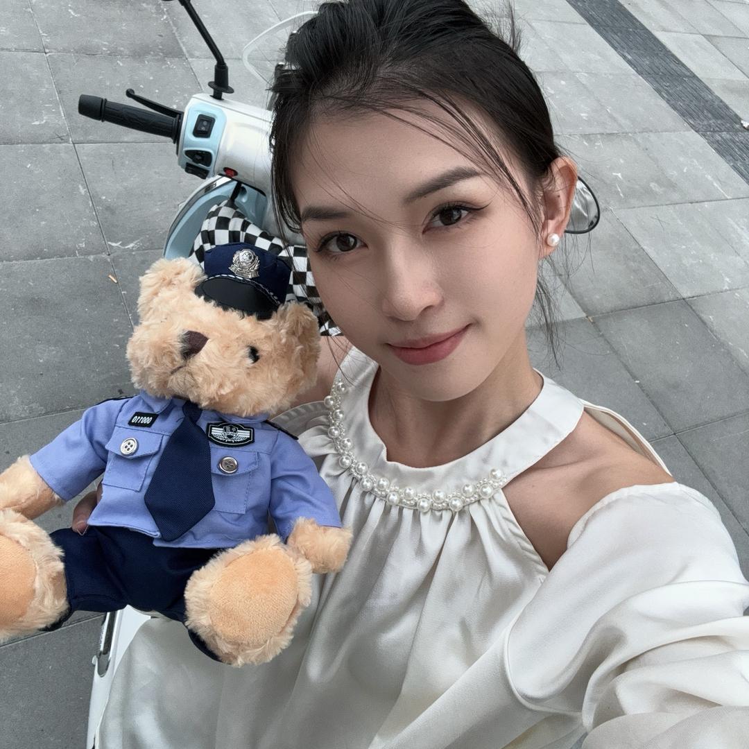 凌凌布灵