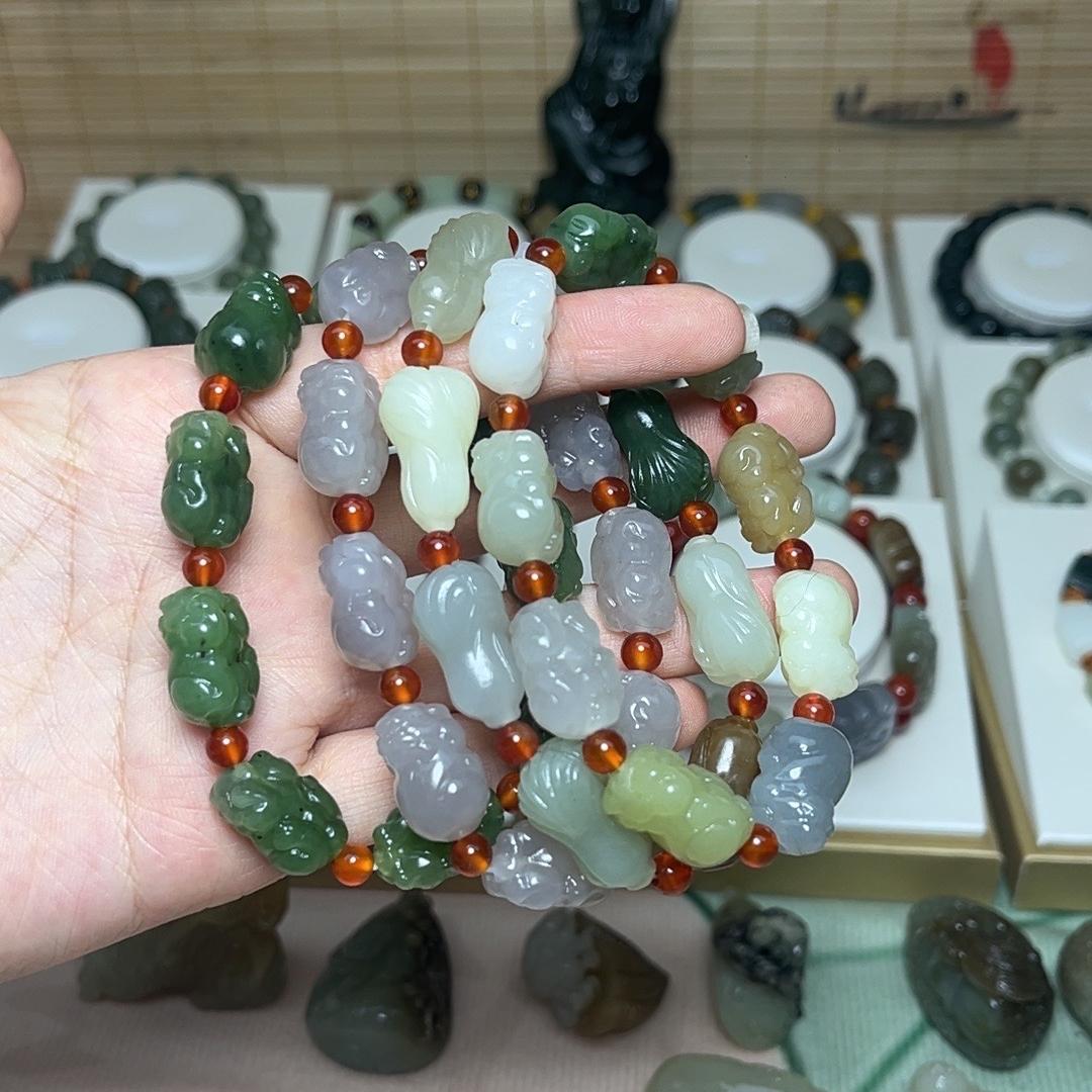 乐意珠宝和田玉