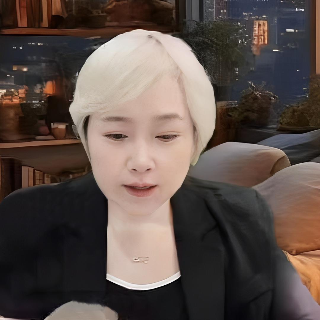 温馨（张姐育儿）