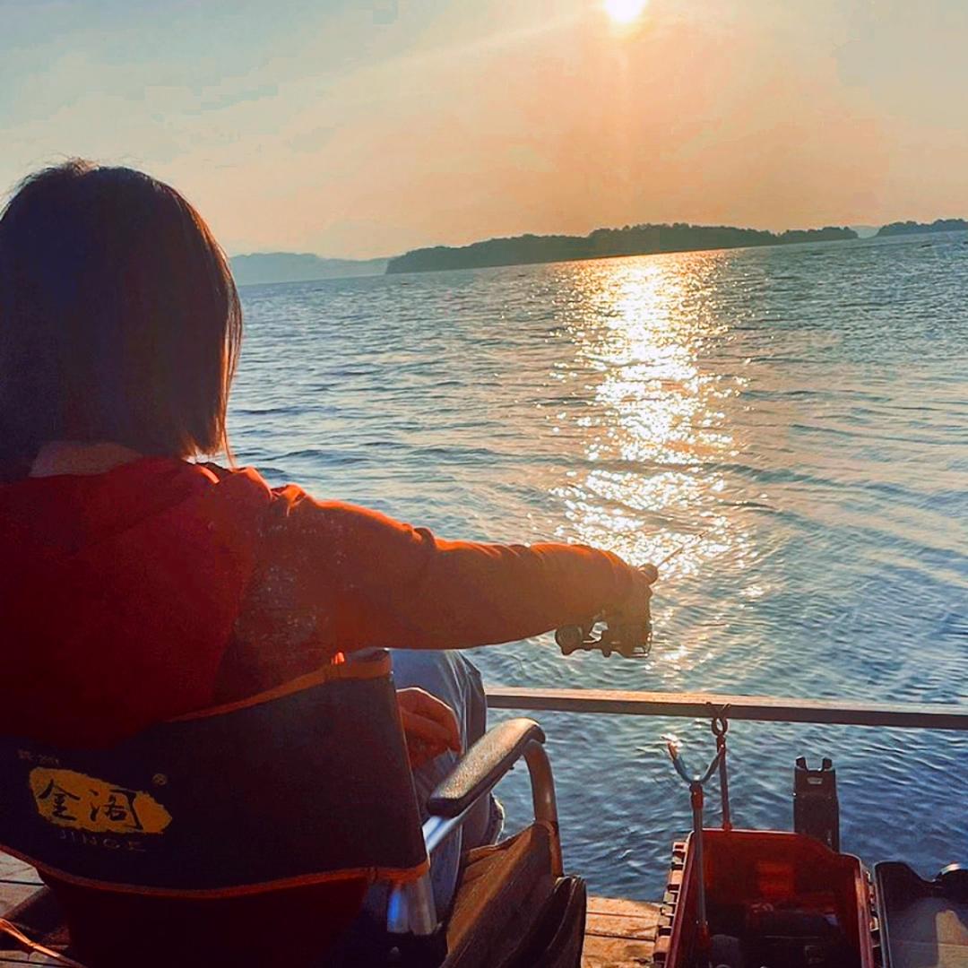 筏钓小师妹珊珊