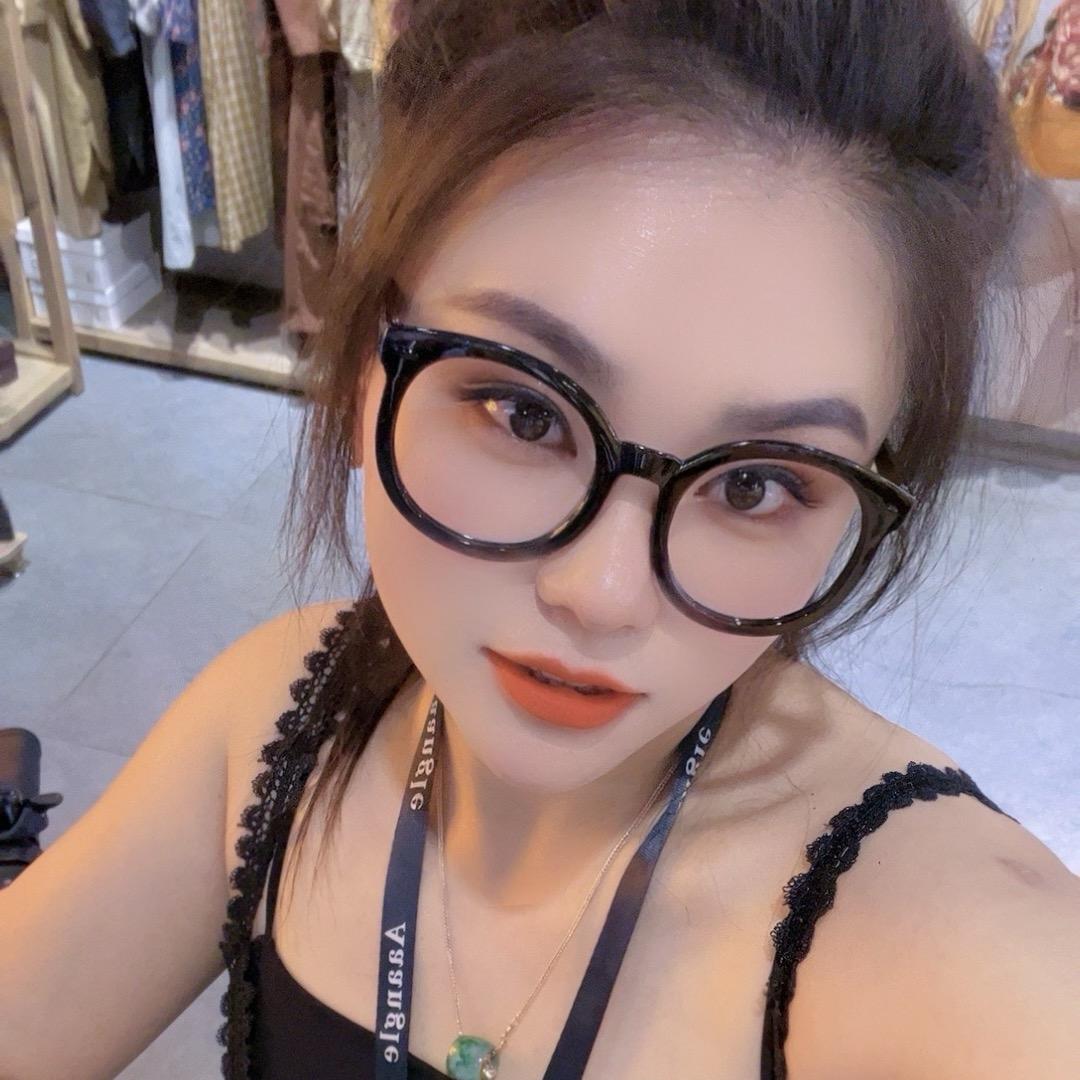 💃荣荣