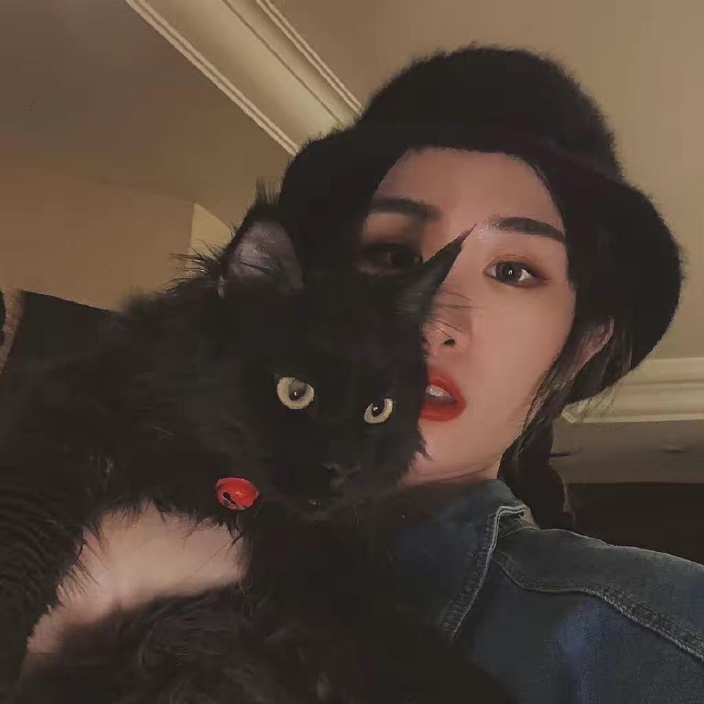 三吉黑花穿搭日常