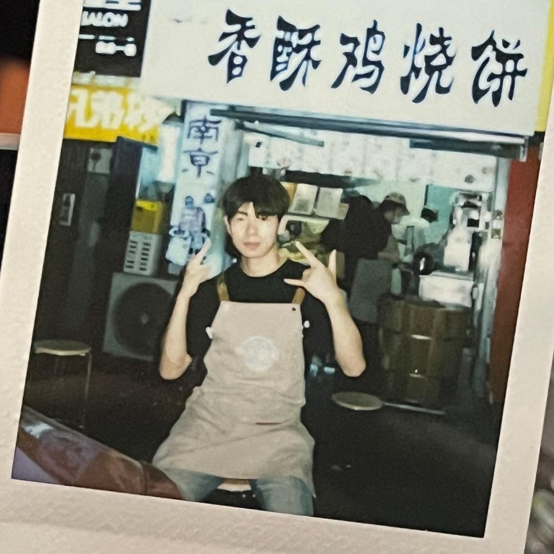 小韩卖烧饼！