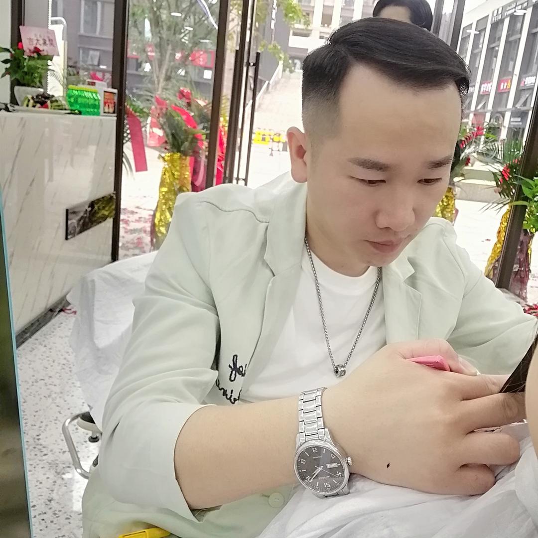 宜宾盘古造型Tony