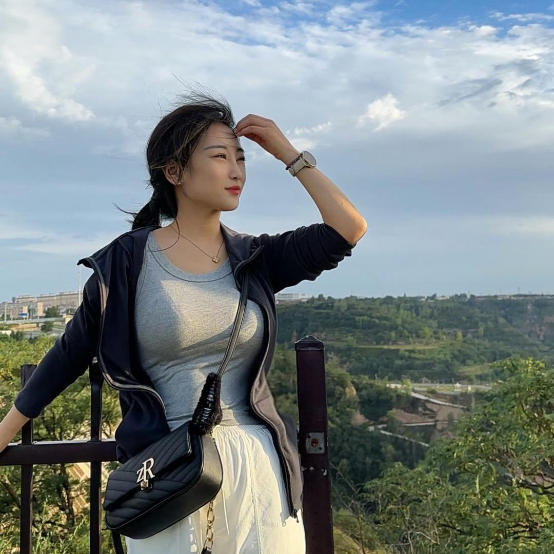 猫猫要好好生活吖～