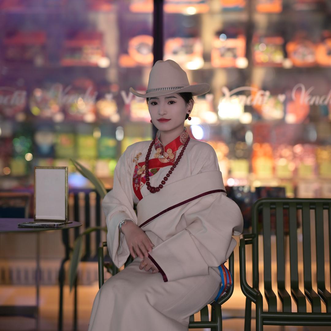 曲卓尔