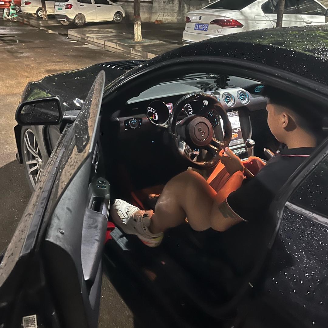 心事都在脸上🚶🏾‍♂️🏸️