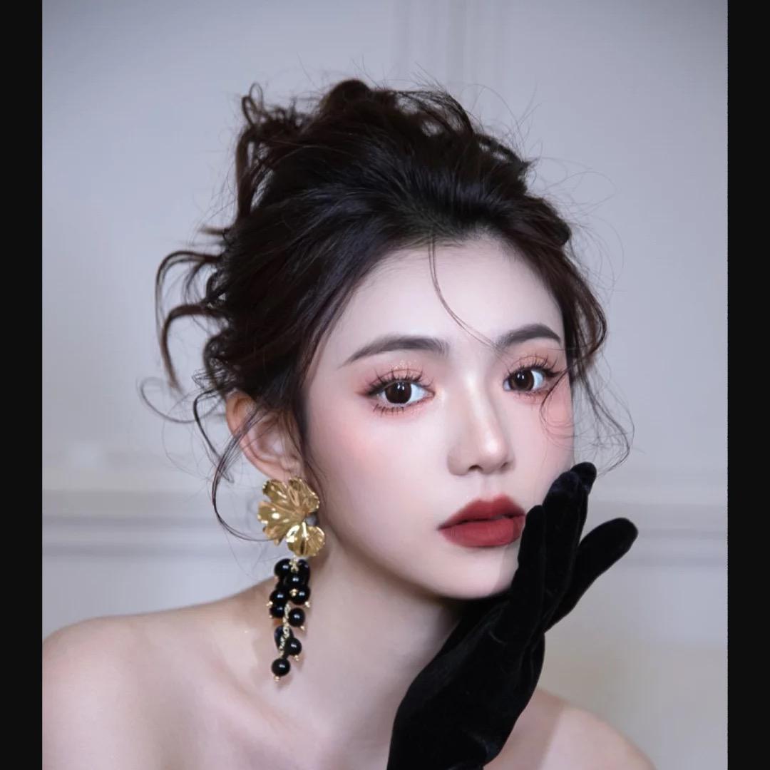 桐喜化妆造型