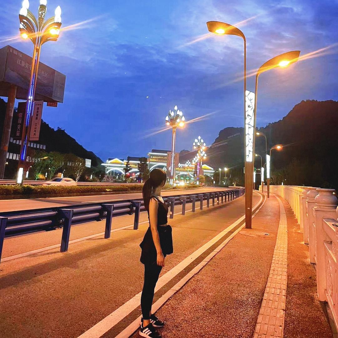 金奉珠宝名山店   杨淑莉