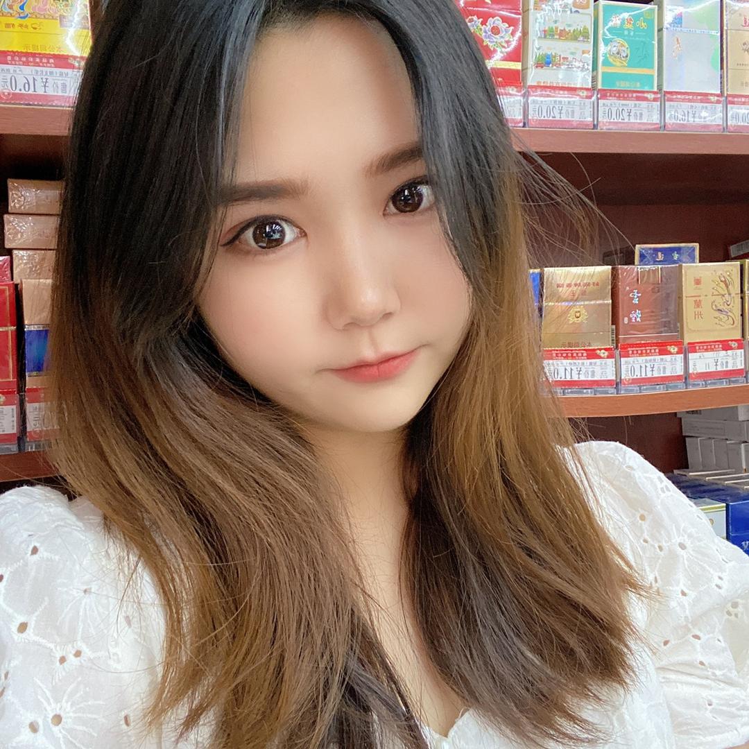 M·