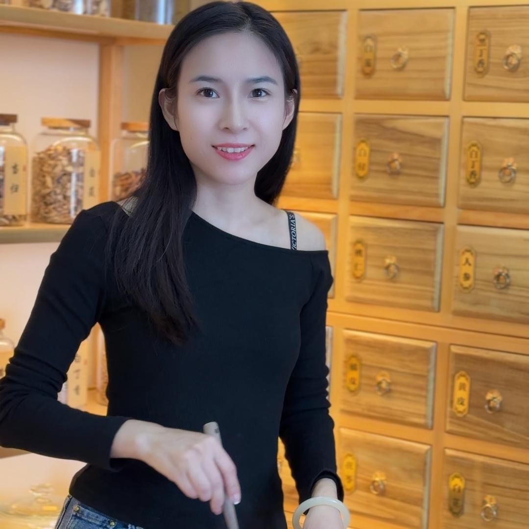 莹莹草本调肤馆