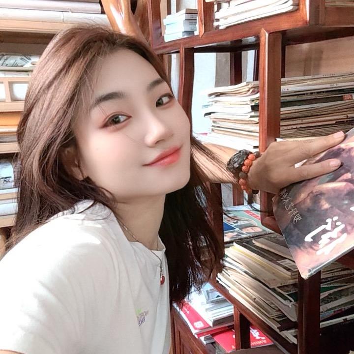 娟子💋（半亩塘艺术馆）