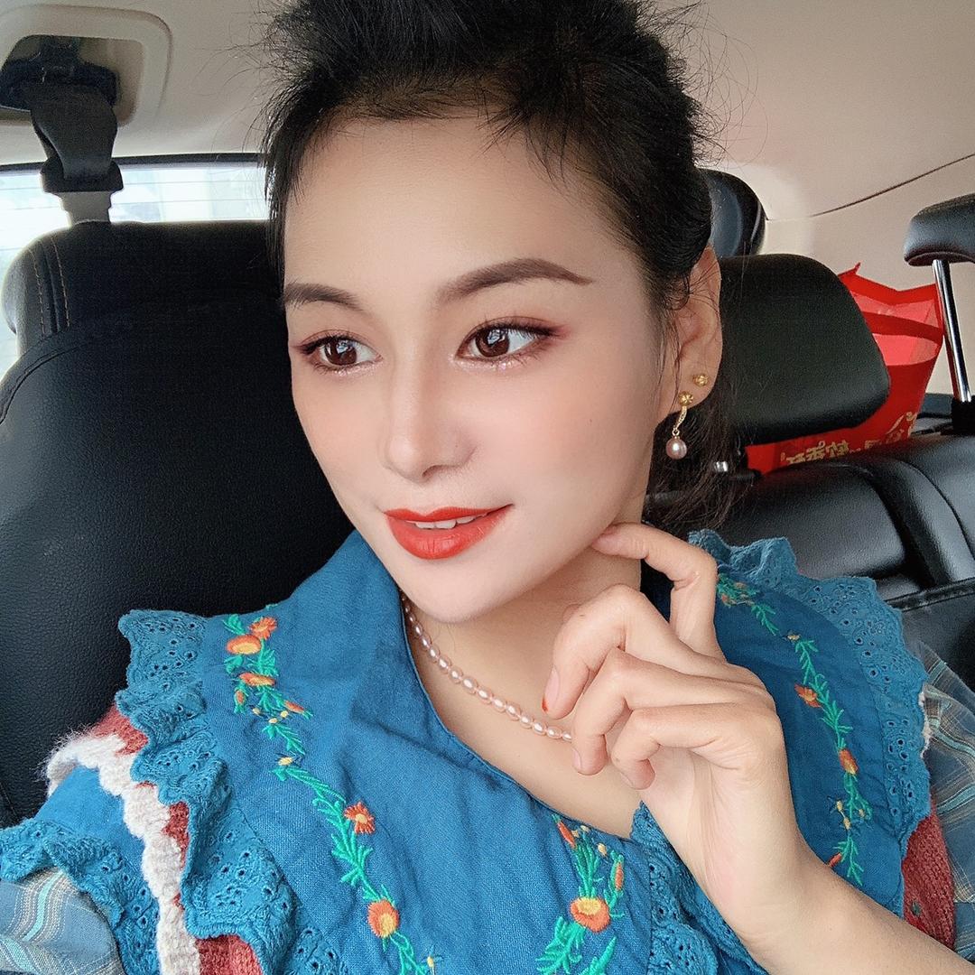西北女娃《静静》