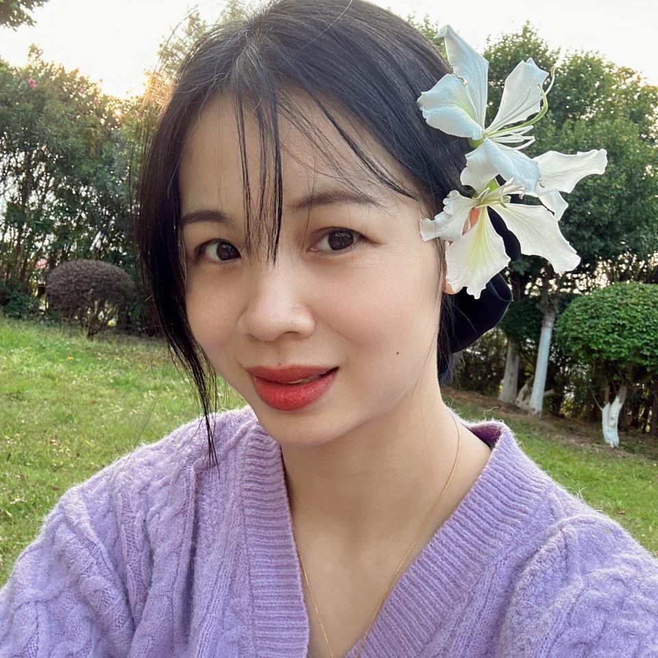 豪庭的玲阿姨