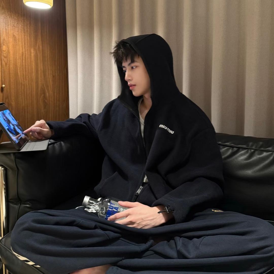 南初💫