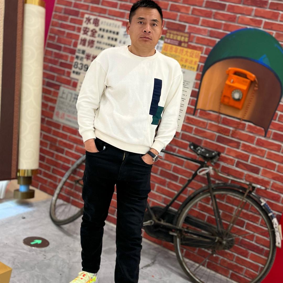 开挂车的，辉哥!
