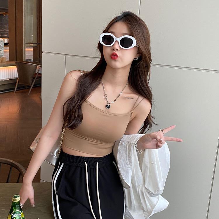 蒂姿妃泽昌服装贸易专卖店